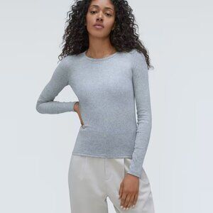 Everlane The Supima Micro-Rib Long-Sleeve Crew in Washed Heathered Grey